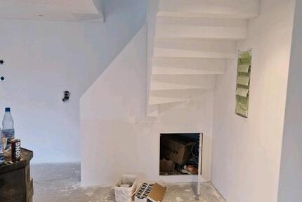 Handwerker aufgepasst, saniertes Haus zum selber fertig gestalten 3 zimmer