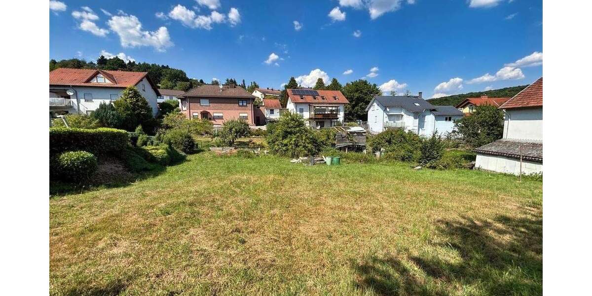 Großzügiges Baugrundstück in ruhiger Lage in Neunkirchen-Hangard zimmer