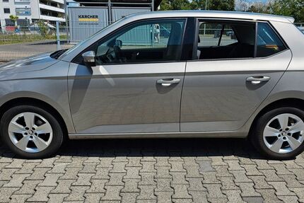 Skoda Fabia 28.500 km 13.200 &euro; Friedrichshafen 88045