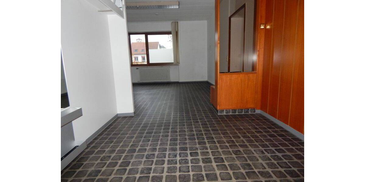 Gewerbeobjekt Losheim am See Losheim - 5 Zimmer, 1.050&euro; | Angebot:26658392