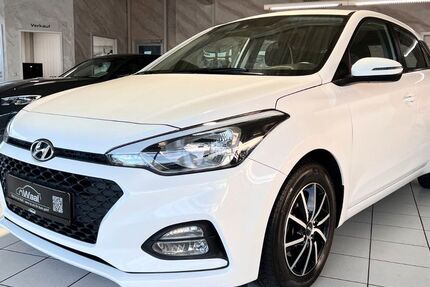 Hyundai i20 80.000 km 13.490 &euro; Spaichingen 78549