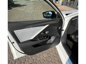 Opel Astra L Lim. 5-trg. Elegance Diesel 68.313 km 16.990 &euro; Battenberg 35088