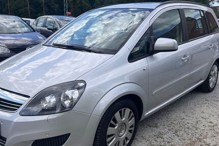 Opel Zafira 120.000 km 6.990 &euro; Großdubrau/Zschillichau 02694