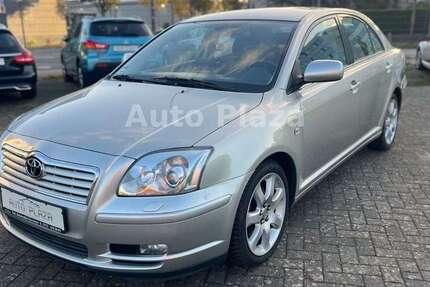Toyota Avensis 73.000 km 8.985 &euro; Bremen 28199