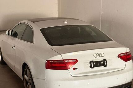 Audi A5 230.000 km 6.500 &euro; Freiburg 79111