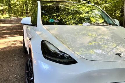 Tesla Model Y 64.000 km 37.300 &euro; Hamburg 22525
