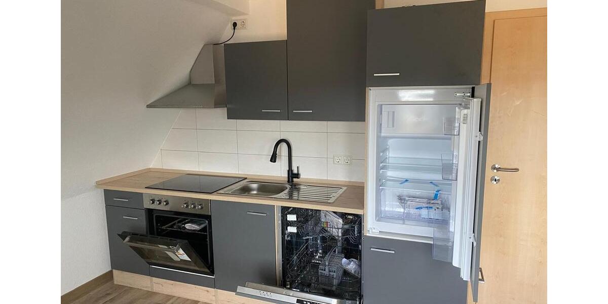 Kuschlige 2 Raum Dachgeschosswohnung m. Einbauküche 2 zimmer