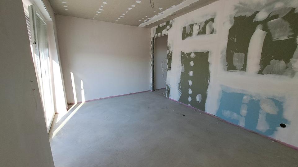 Dachgeschoßwohnung Kalkar - 4 Zimmer, 102 m&sup2;, 790&euro; | Angebot:25807031