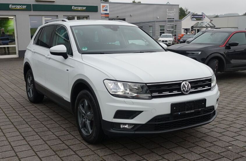 VW Tiguan 60.000 km 23.900 € Essingen 73457