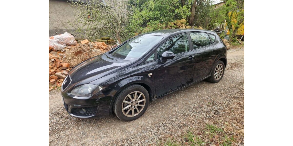 Seat Leon 143.812 km 3.500 &euro; Kurort Hartha 01737