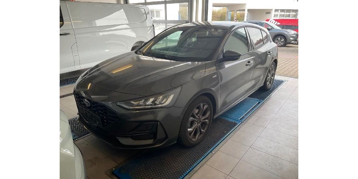 Ford Focus 18.200 km 22.990 &euro; Dahme/Mark 15936