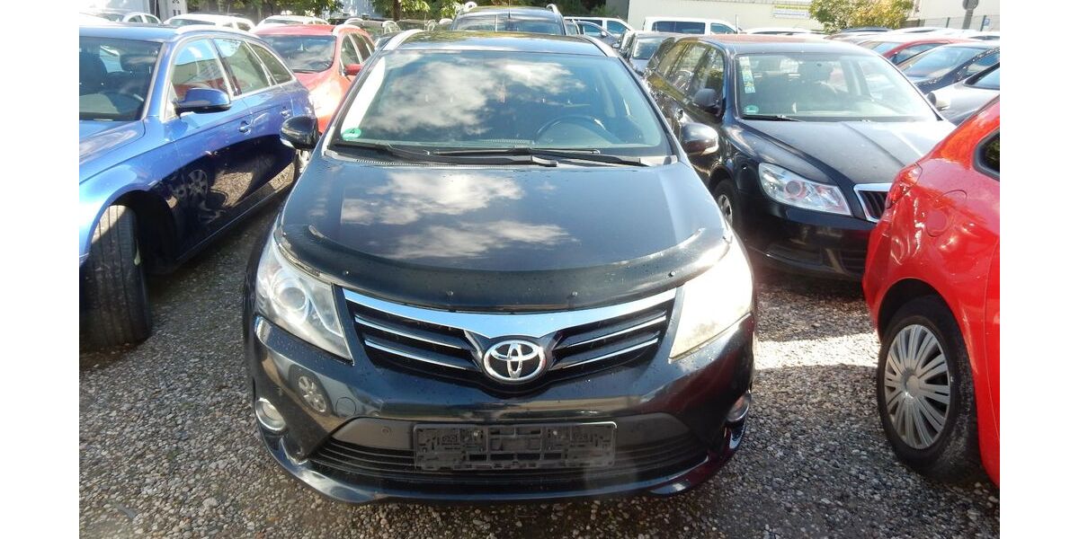 Toyota Avensis 260.000 km 3.900 € Chemnitz 09116
