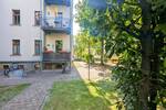 Bezugsfreie 2RW mit EBK und Balkon | Beste Lage und Denkmalschutz! | Hochparterre | Parkett