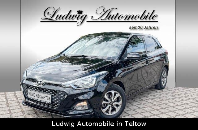 i20