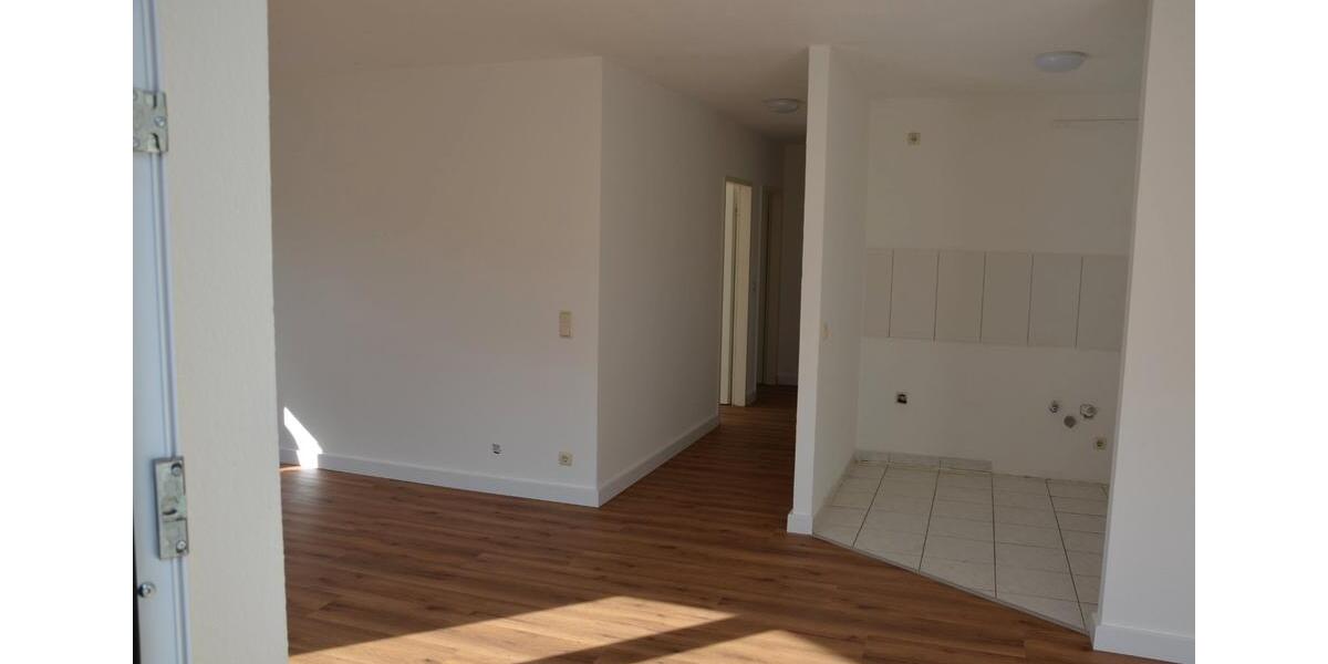 Etagenwohnung Bad Lippspringe - 3 Zimmer, 81 m&sup2;, 170.000&euro; | Angebot:26329413