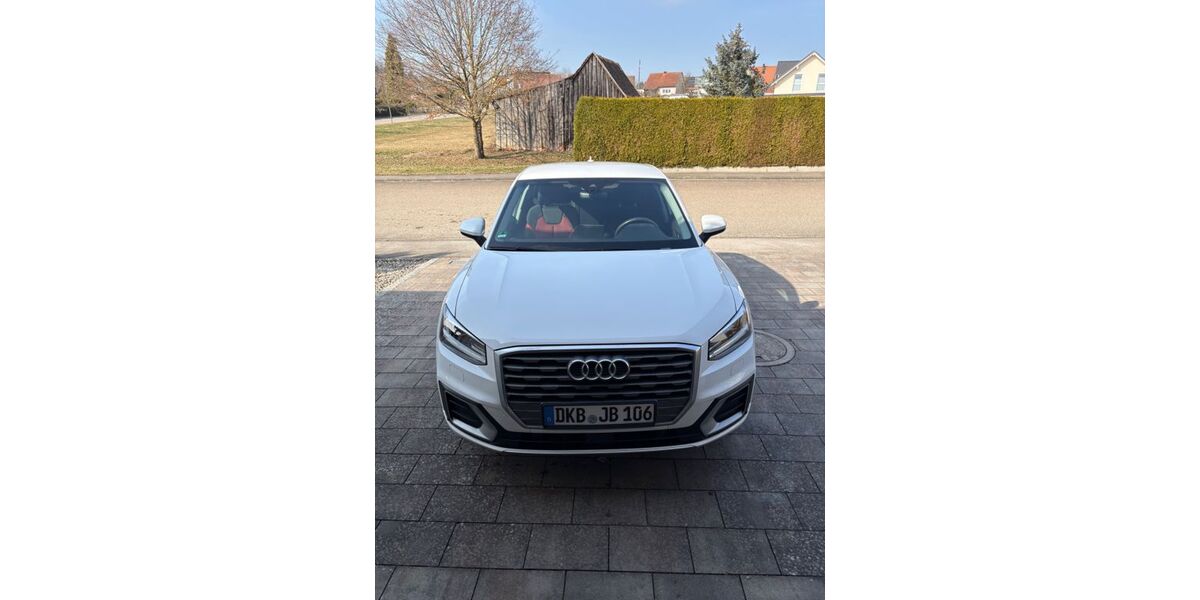 Audi Q2 82.000 km 15.490 &euro; Wassertrüdingen 91717