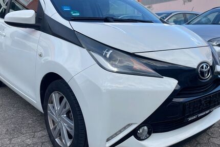 Toyota Aygo (X) 46.348 km 6.980 &euro; Kruft 56642