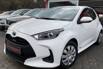 Toyota Yaris 49.999 km 17.650 &euro; Bad Breisig 53498
