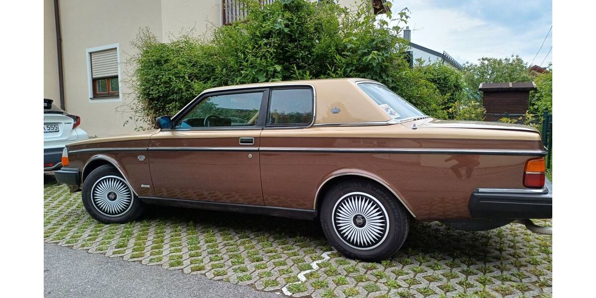 Volvo 262 99.999 km 16.500 &euro; Freilassing 83395