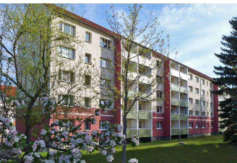 Etagenwohnung Limbach-Oberfrohna Oberfrohna - 2 Zimmer, 47 m&sup2;, 265&euro; | Angebot:25632066