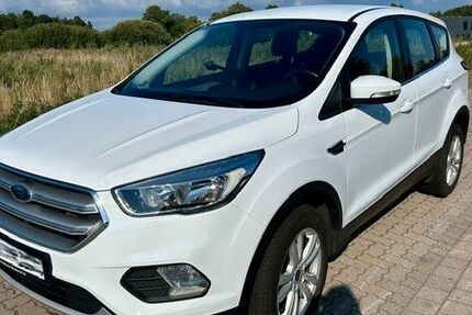 Ford Kuga 97.249 km 8.600 &euro; Buxtehude 21614