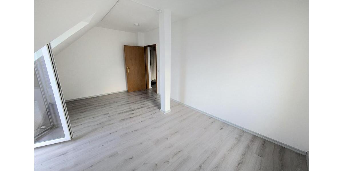 Maisonettenwohnung Burgstädt - 3 Zimmer, 81 m&sup2;, 610&euro; | Angebot:26321599