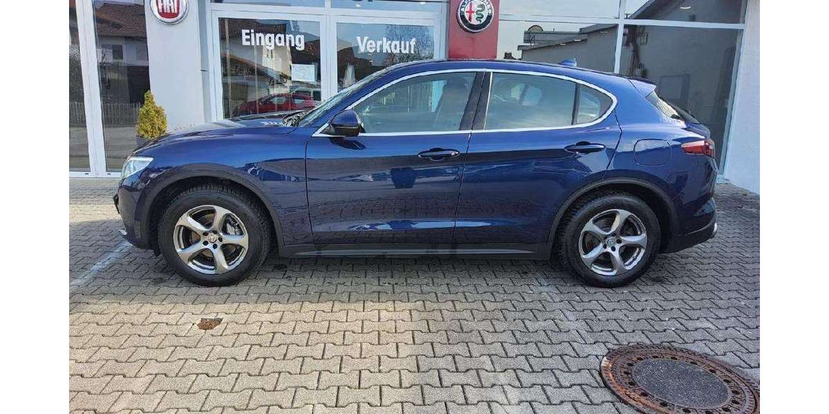 Alfa Romeo Stelvio 118.700 km 20.490 &euro; FREILASSING 83395