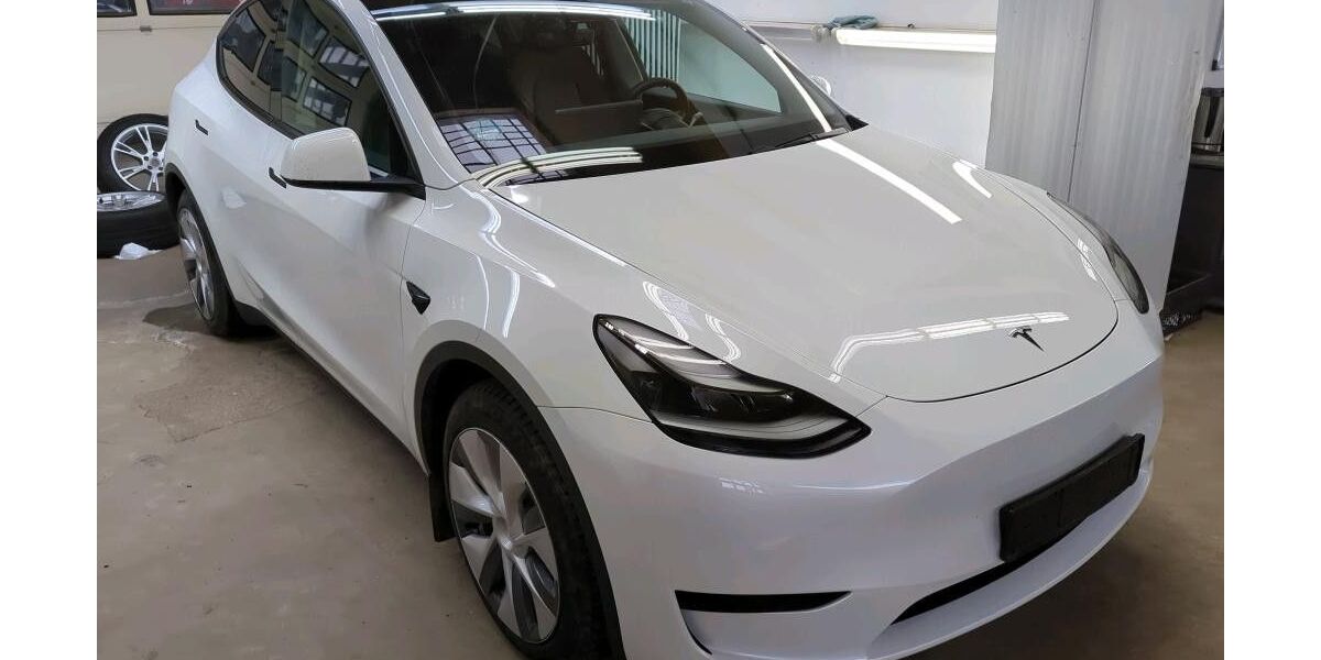 Tesla Model Y 55.000 km 31.700 &euro; Kirchberg/Untermitterdorf 94259