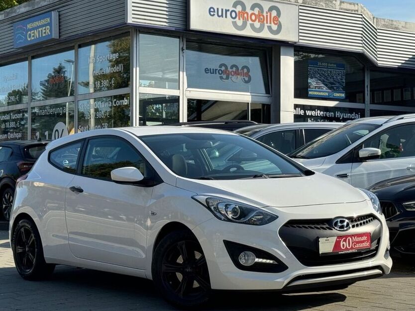 i30