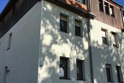 Wohnung Zwickau - 3 Zimmer, 75 m&sup2;, 485&euro; | Angebot:26589079