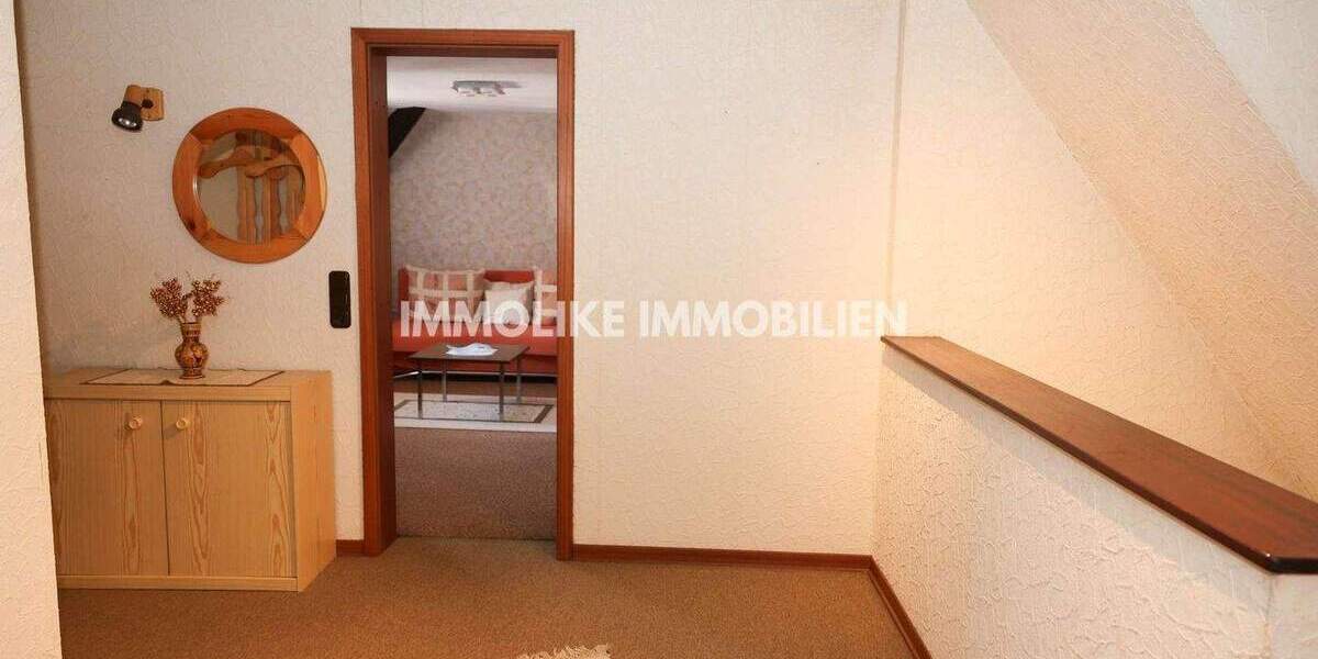 Mehrfamilienhaus, Wohnhaus Steinau an der Straße Steinau - 8 Zimmer, 207 m&sup2;, 239.000&euro; | Angebot:25845730