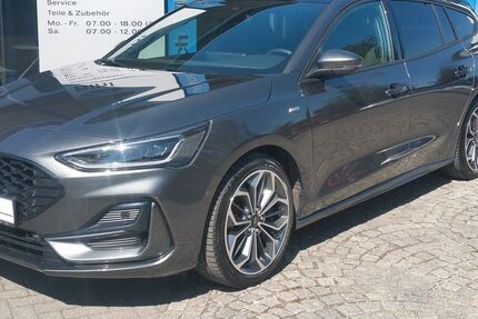 Ford Focus 14.400 km 26.990 &euro; Überlingen 88662