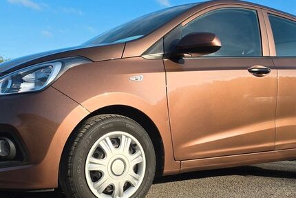 Hyundai i10 64.000 km 5.899 &euro; Münnerstadt 97702