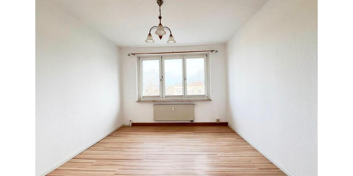 Etagenwohnung Neustadt in Sachsen - 2 Zimmer, 49 m&sup2;, 348&euro; | Angebot:26267941