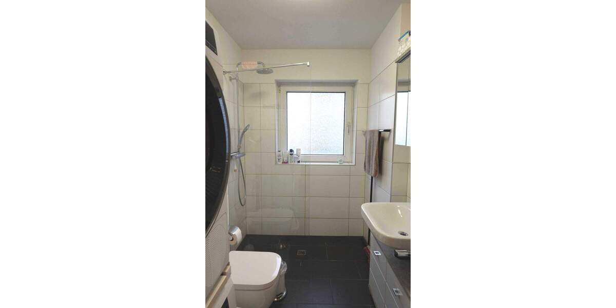 Etagenwohnung Leverkusen Lützenkirchen - 3 Zimmer, 67 m&sup2;, 680&euro; | Angebot:24992461