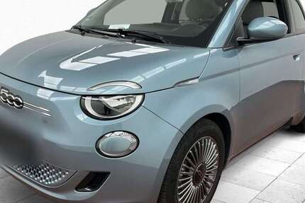 Fiat 500e 21.650 km 19.800 € Grünwald 82031