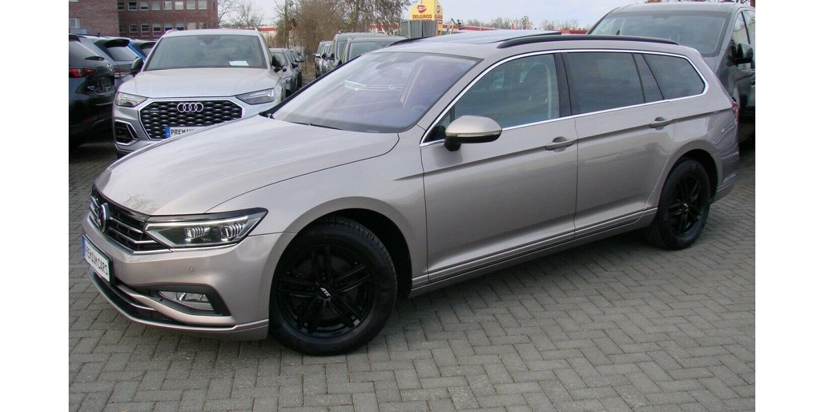VW Passat 2.0TDi Business Panorama ACC IQ.Light 141.589 km 17.480 &euro; Falkensee 14612