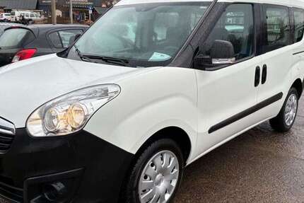 Opel Combo 9.000 km 12.990 &euro; Bad Blankenburg 07422