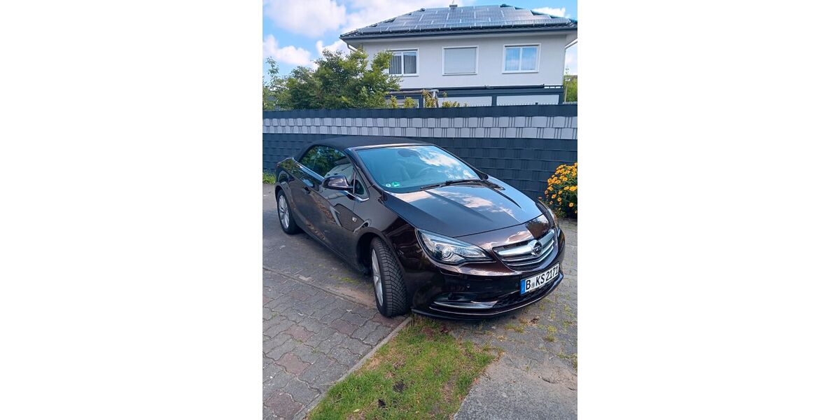 Opel Cascada 129.000 km 6.900 &euro; Berlin 12621