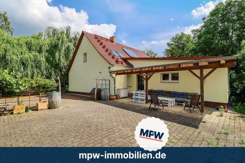 Haus zum Kaufen in Neulewin 298.000 € 174 m²