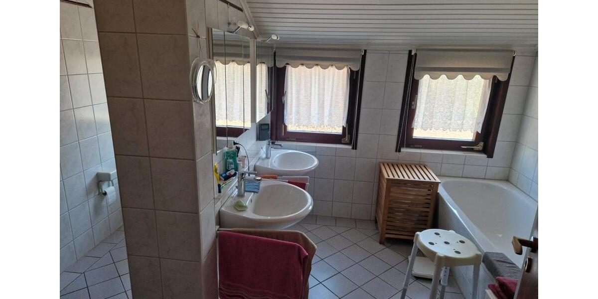 Einfamilienhaus Schortens - 7 Zimmer, 223 m&sup2;, 549.000&euro; | Angebot:26883518