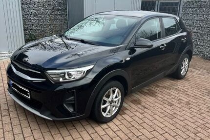Kia Stonic 92.986 km 11.100 &euro; Brühl 68782