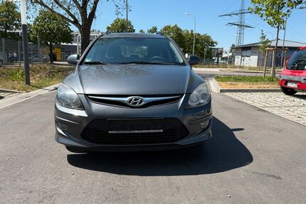 Hyundai i30 187.000 km 2.500 &euro; Freiburg im Breisgau 79115