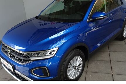 VW T-Roc 21.475 km 24.970 &euro; Lennestadt 57368