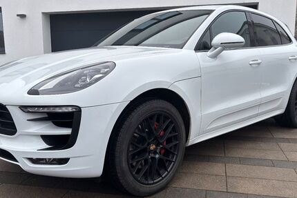 Porsche Macan 135.000 km 40.900 &euro; Naurath (Wald) 54426