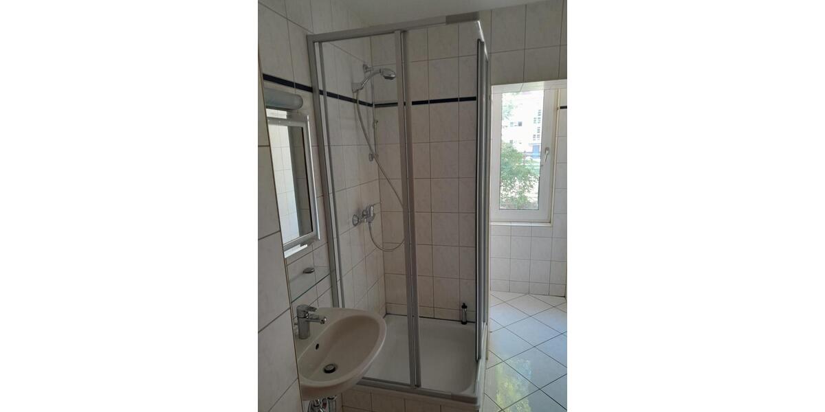 Erdgeschoßwohnung Bad Dürrenberg - 3 Zimmer, 67 m&sup2;, 468&euro; | Angebot:25393543