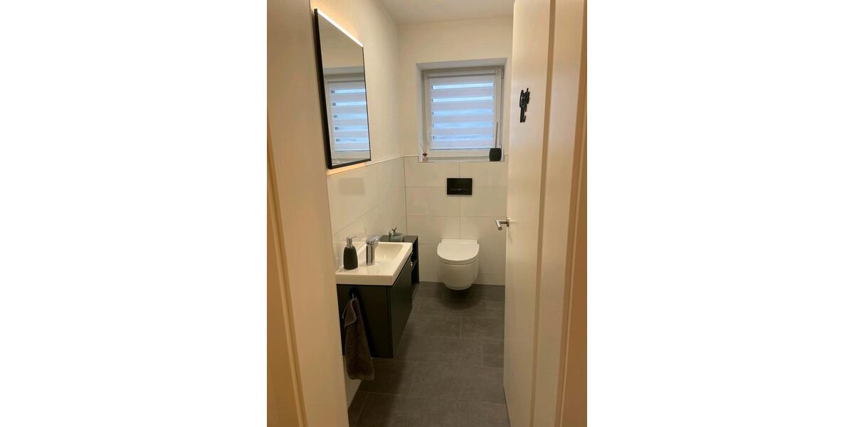 Dachgeschoßwohnung Salem - 4 Zimmer, 90 m&sup2;, 1.260&euro; | Angebot:25325074