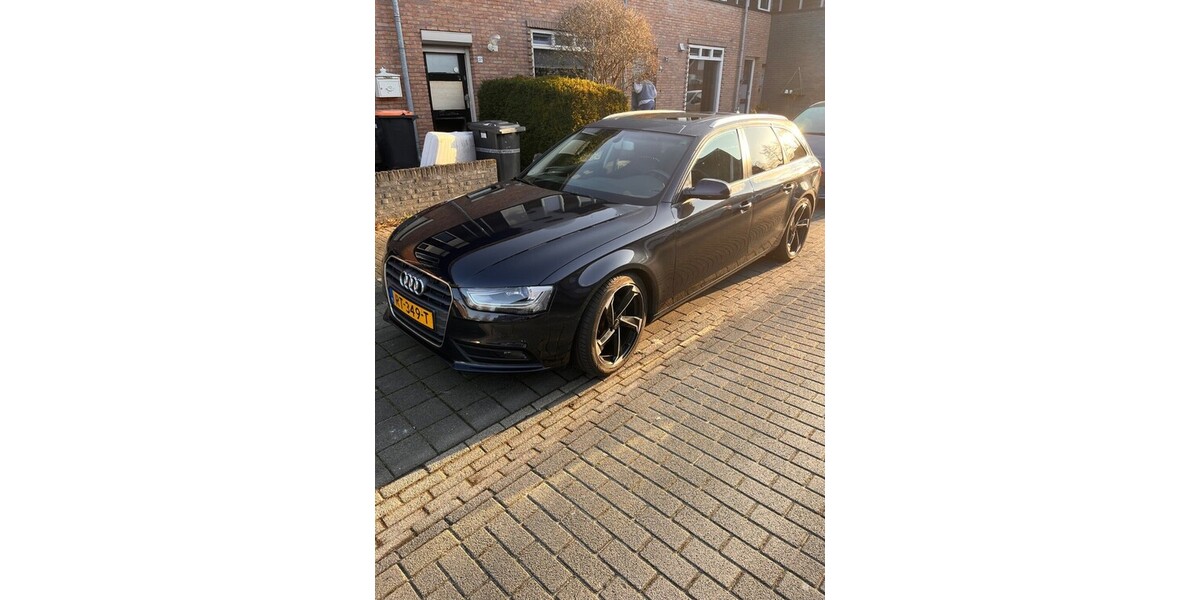 Audi A4 236.000 km 10.300 &euro; Enschede 