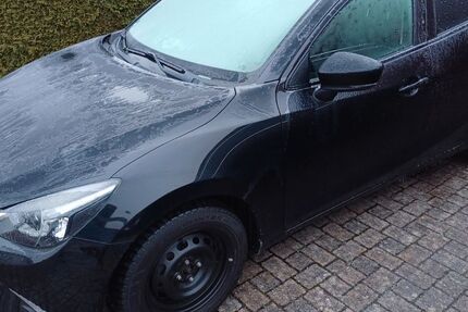 Mazda 2 143.000 km 8.950 &euro; Melle 49328