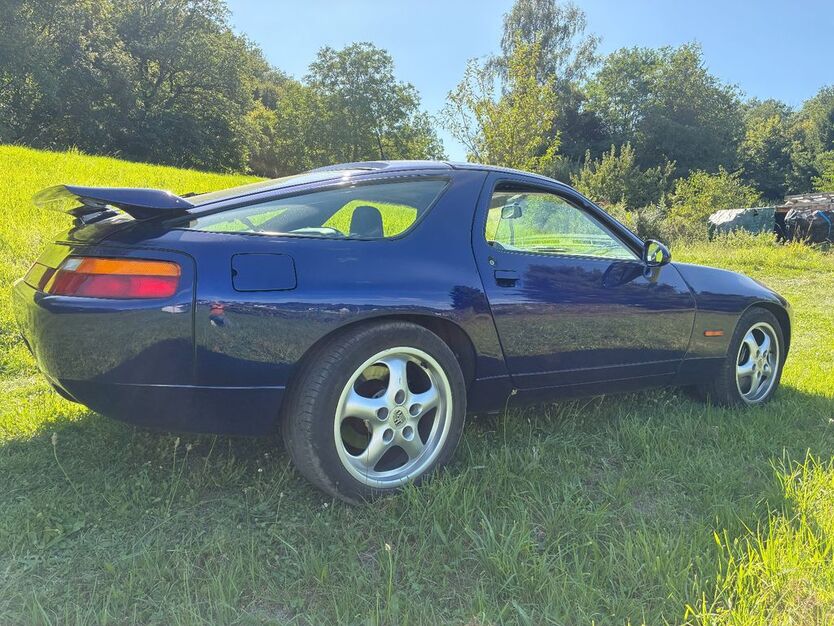 Porsche 928 261.000 km 67.000 € Koblenz 56076